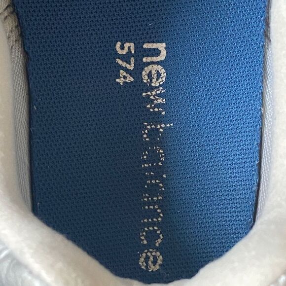 New Balance Big Kids 574 Sneakers Size 3.5 - Picture 5 of 10